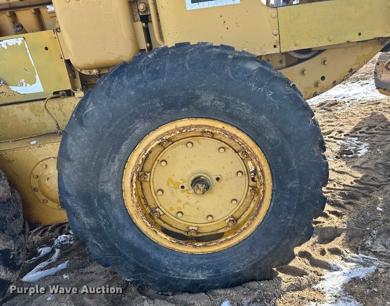 image for item FB0656 1968 Caterpillar 12F motor grader