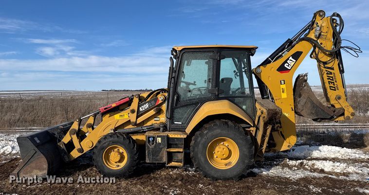 image for item FB0657 2017 Caterpillar 420F2 IT backhoe