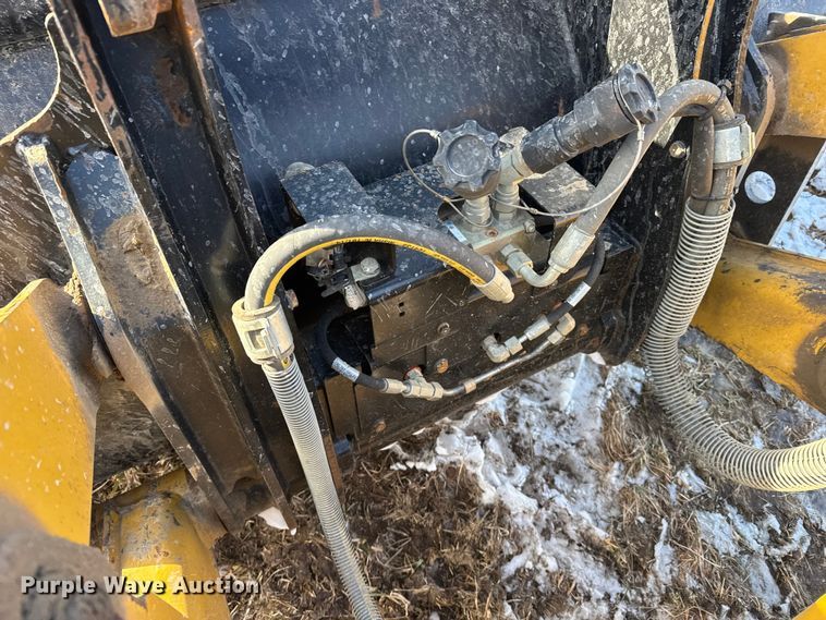 image for item FB0657 2017 Caterpillar 420F2 IT backhoe