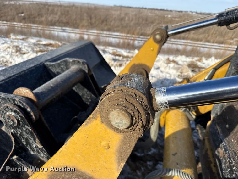 image for item FB0657 2017 Caterpillar 420F2 IT backhoe