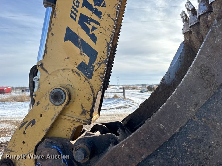 image for item FB0657 2017 Caterpillar 420F2 IT backhoe