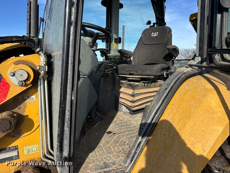 image for item FB0657 2017 Caterpillar 420F2 IT backhoe