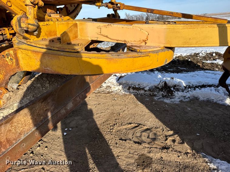image for item FB0660 1962 Caterpillar 14D motor grader