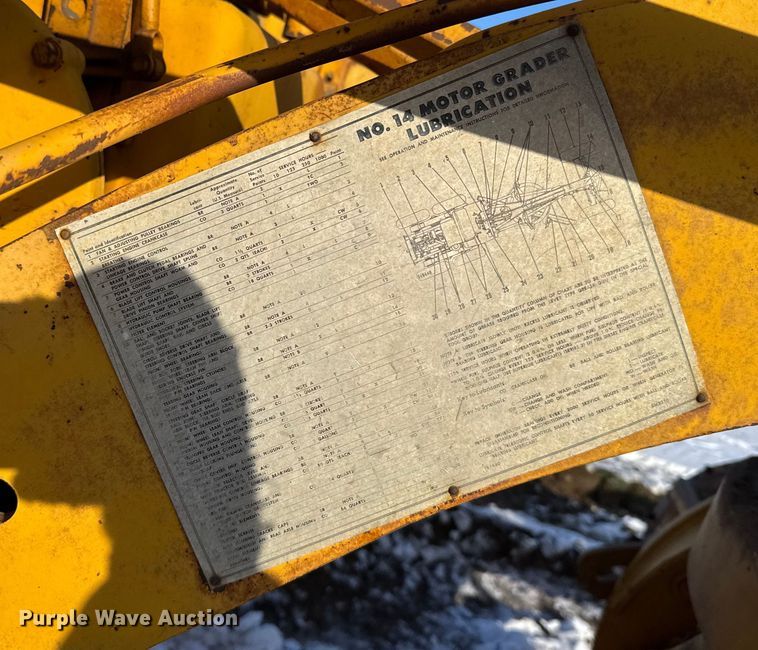 image for item FB0660 1962 Caterpillar 14D motor grader