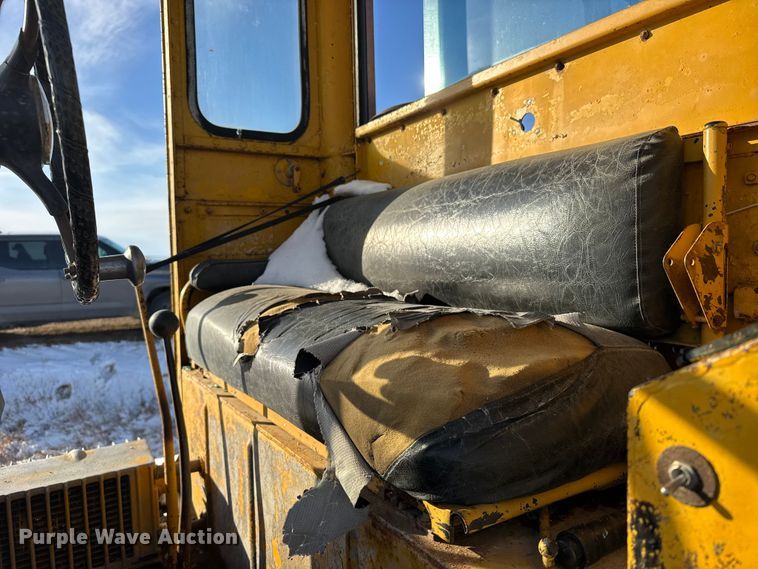 image for item FB0660 1962 Caterpillar 14D motor grader