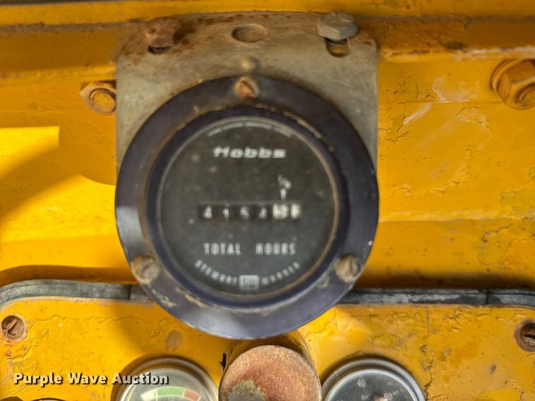 image for item FB0660 1962 Caterpillar 14D motor grader