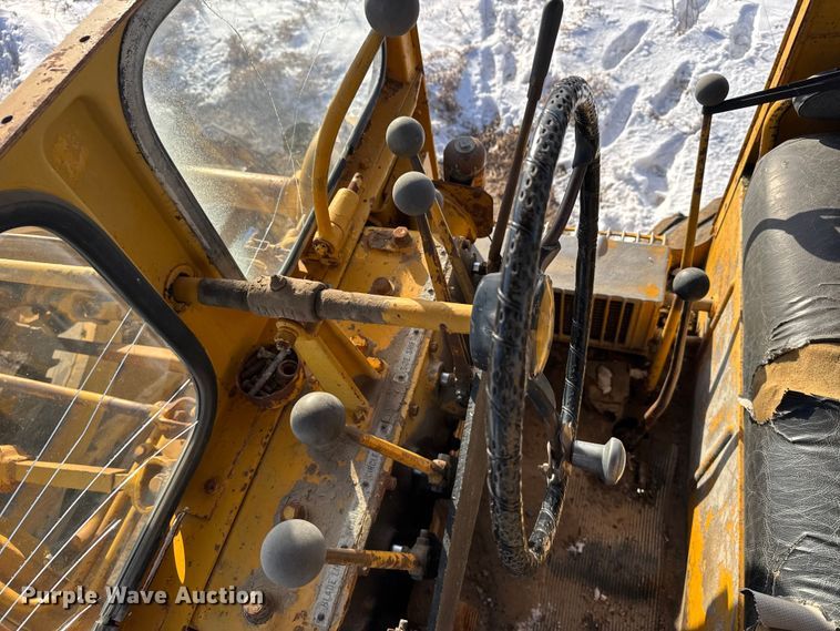 image for item FB0660 1962 Caterpillar 14D motor grader