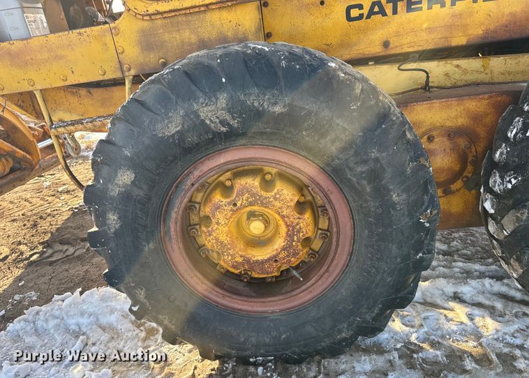 image for item FB0660 1962 Caterpillar 14D motor grader