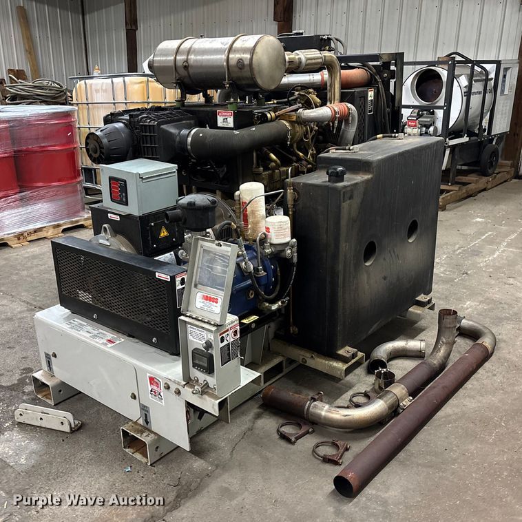 image for item FB2966 Boss 4040 generator