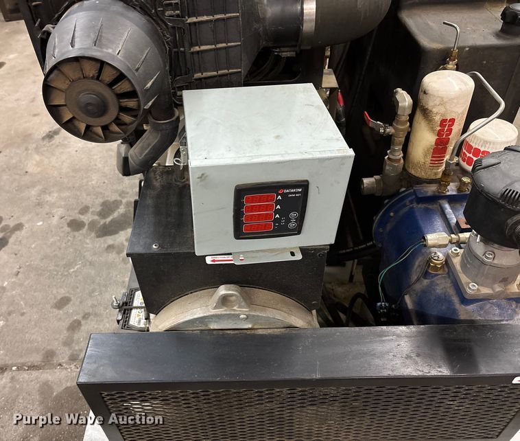 image for item FB2966 Boss 4040 generator