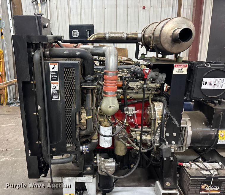 image for item FB2966 Boss 4040 generator