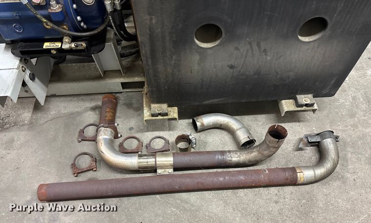 image for item FB2966 Boss 4040 generator