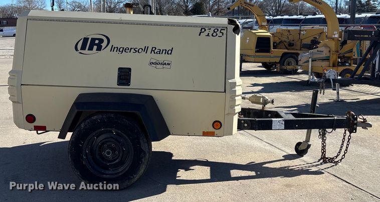 image for item FB3475 2010 Doosan IPI8OWUD-T4I air compressor