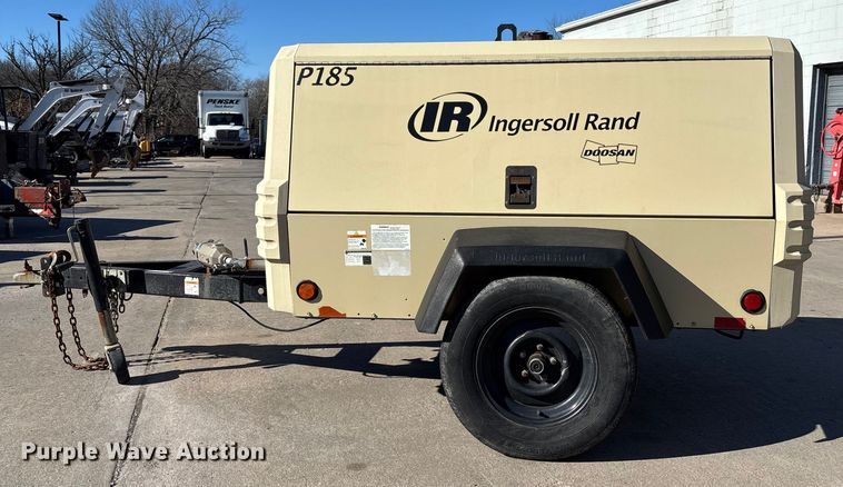 image for item FB3475 2010 Doosan IPI8OWUD-T4I air compressor