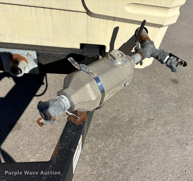 image for item FB3475 2010 Doosan IPI8OWUD-T4I air compressor