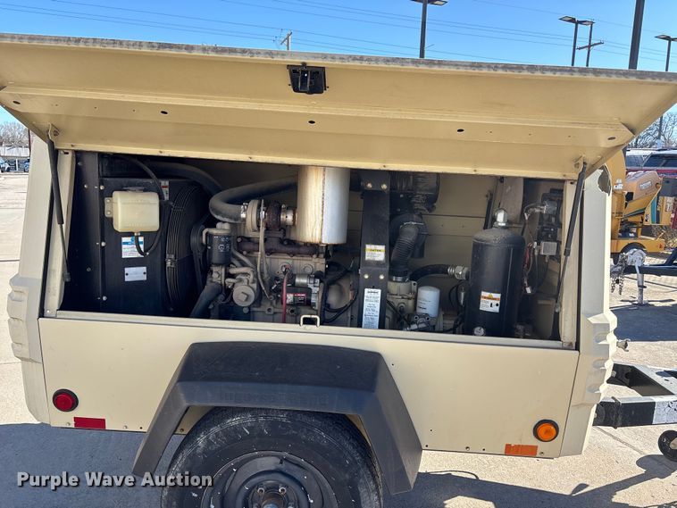 image for item FB3475 2010 Doosan IPI8OWUD-T4I air compressor