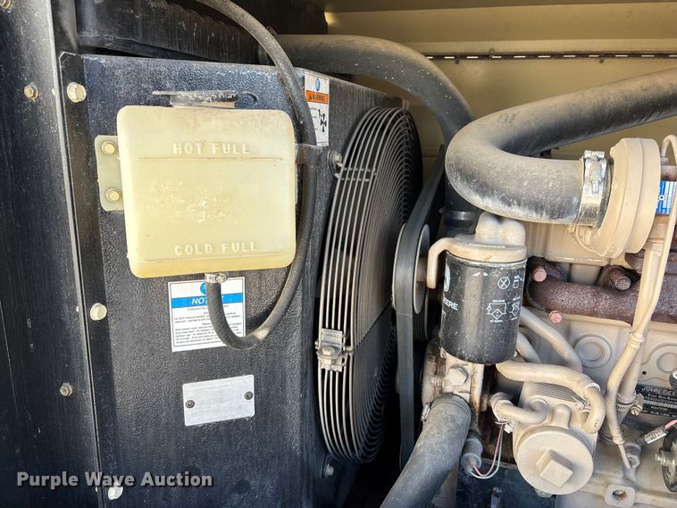 image for item FB3475 2010 Doosan IPI8OWUD-T4I air compressor