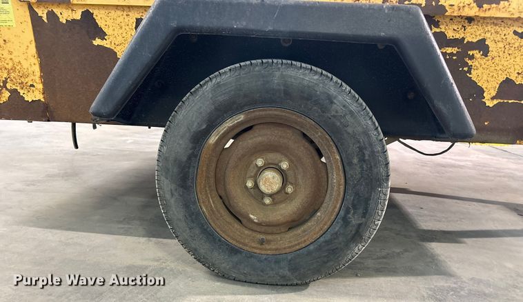 image for item FB3485 1998 Atlas copco XAS-90JD air compressor