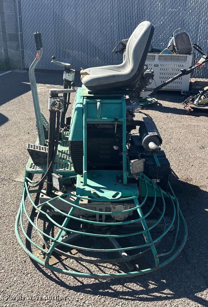image for item FB5467 2017 Multiquip HHNG5 power trowel