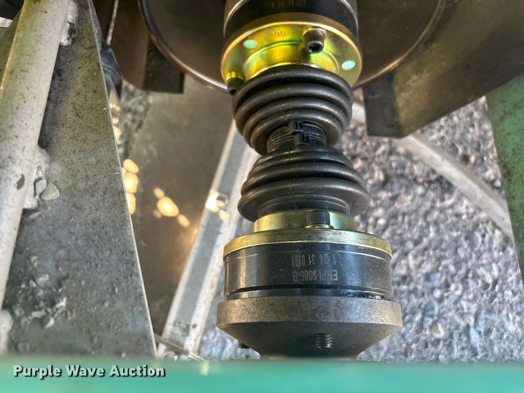 image for item FB5467 2017 Multiquip HHNG5 power trowel