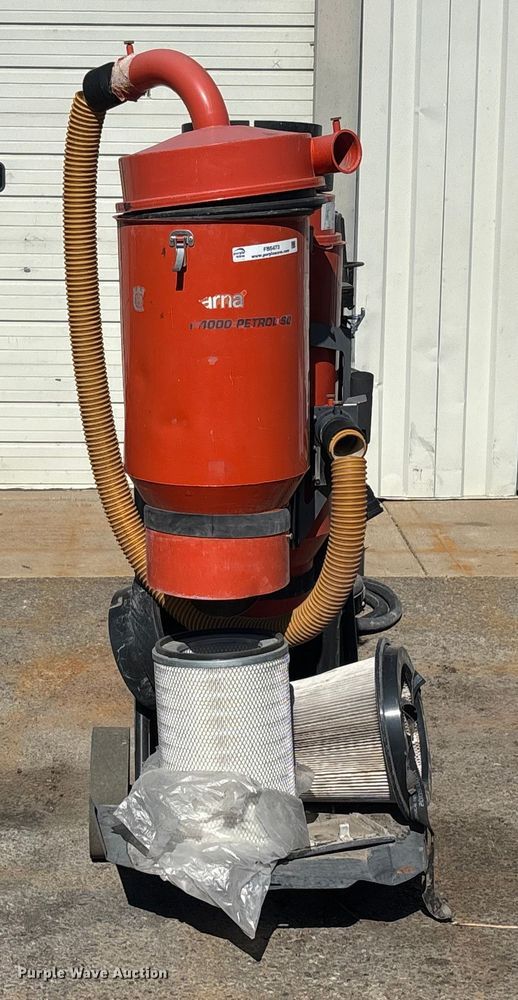 image for item FB5473 (3) dust extractors