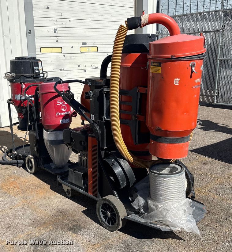 image for item FB5473 (3) dust extractors