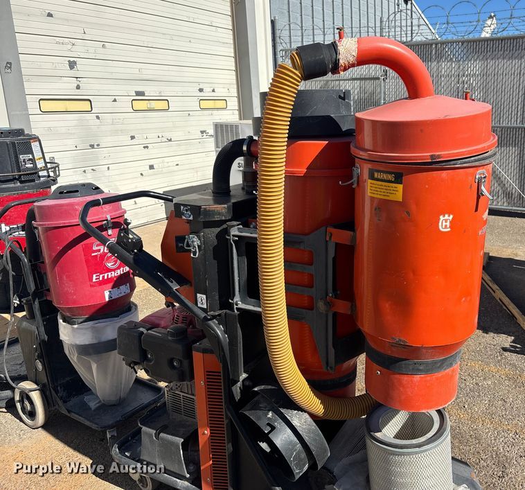 image for item FB5473 (3) dust extractors