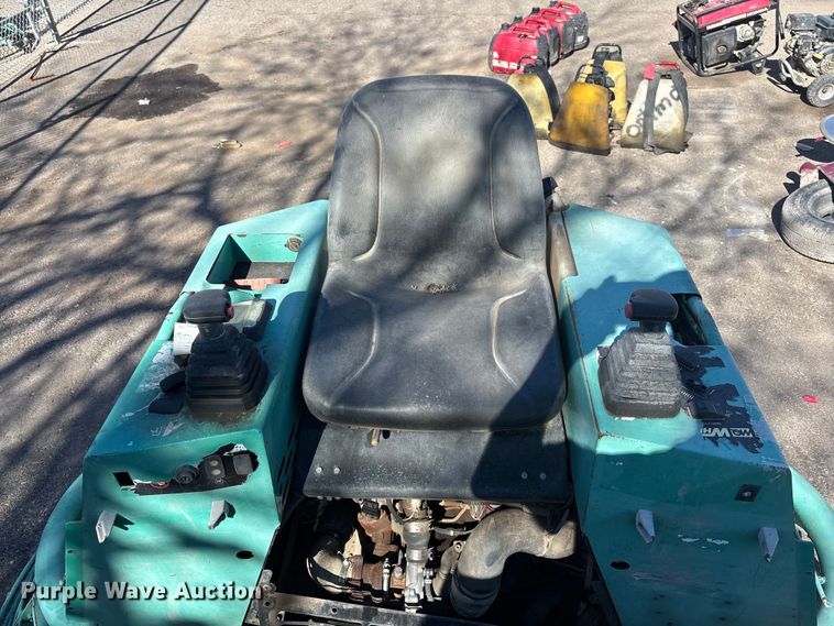 image for item FB5474 (3) Multiquip Mechanical power trowels