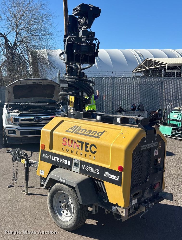 image for item FB5475 2023 Allmand Night Lite Pro II light plant