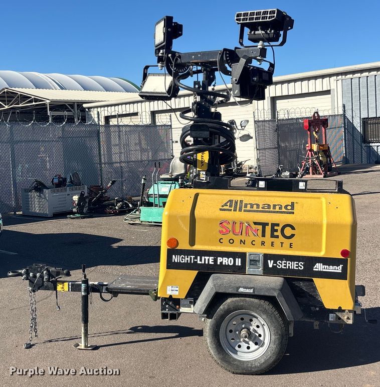image for item FB5475 2023 Allmand Night Lite Pro II light plant