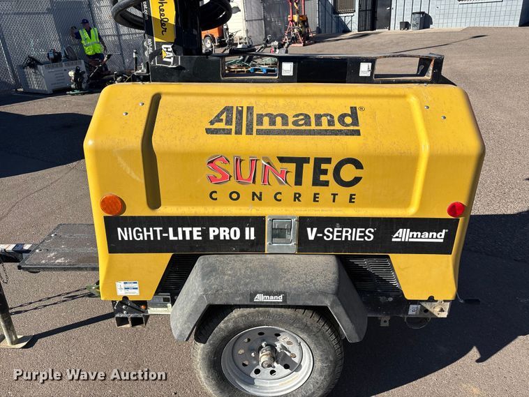 image for item FB5475 2023 Allmand Night Lite Pro II light plant