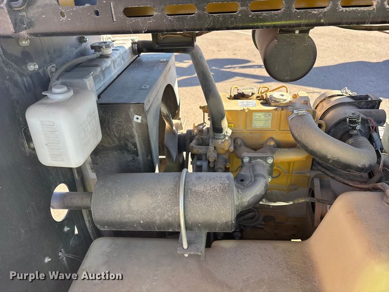 image for item FB5475 2023 Allmand Night Lite Pro II light plant