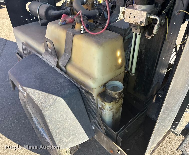 image for item FB5475 2023 Allmand Night Lite Pro II light plant