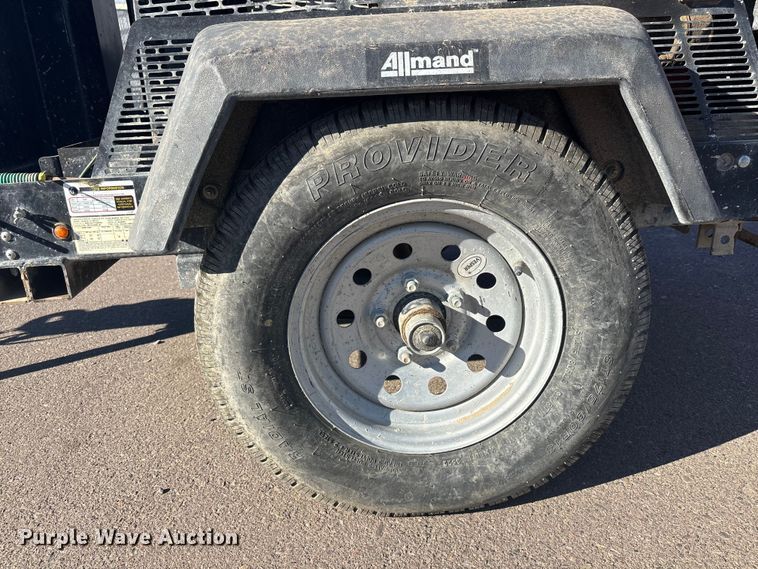 image for item FB5475 2023 Allmand Night Lite Pro II light plant