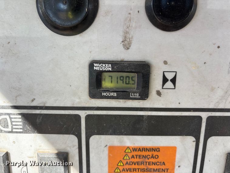 image for item FB5476 Wacker LT10 light plant