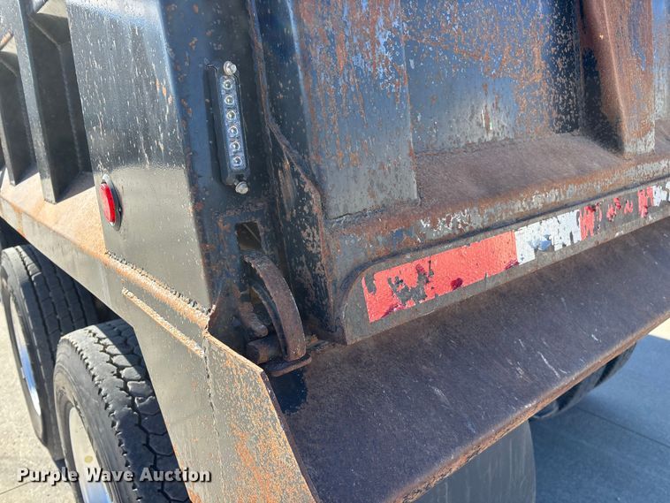 image for item FG0017 2013 Freightliner Cascadia dump truck