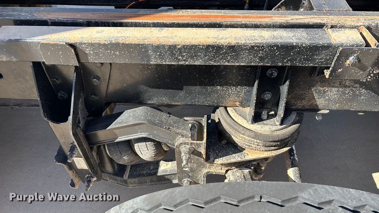 image for item FG0017 2013 Freightliner Cascadia dump truck