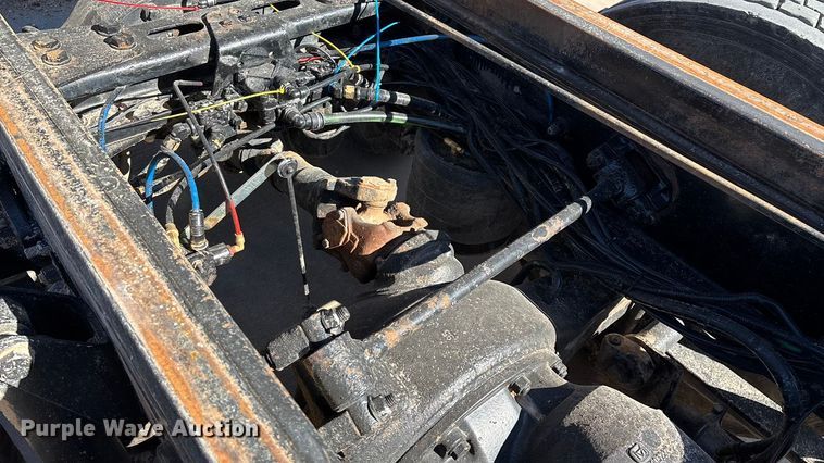 image for item FG0017 2013 Freightliner Cascadia dump truck