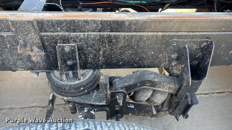 image for item FG0017 2013 Freightliner Cascadia dump truck