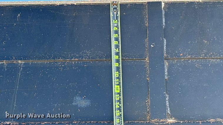 image for item FG0017 2013 Freightliner Cascadia dump truck