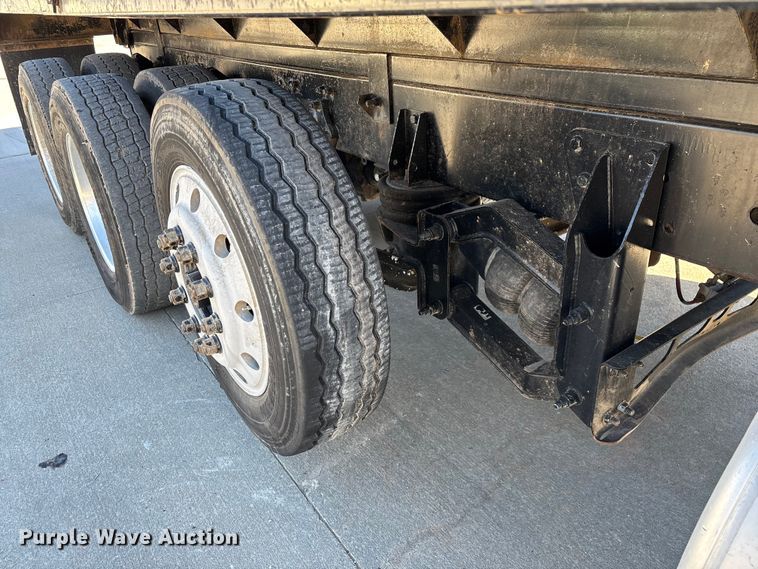 image for item FG0017 2013 Freightliner Cascadia dump truck