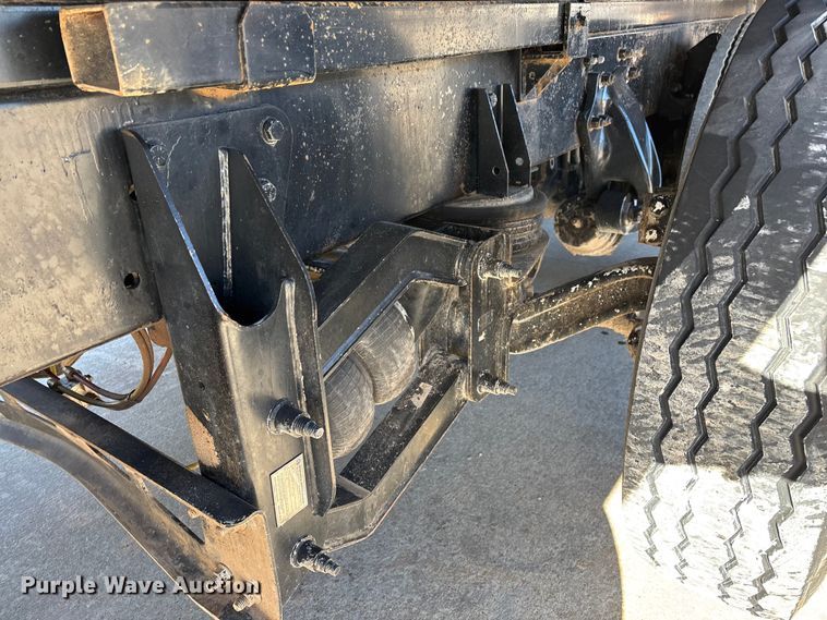 image for item FG0017 2013 Freightliner Cascadia dump truck