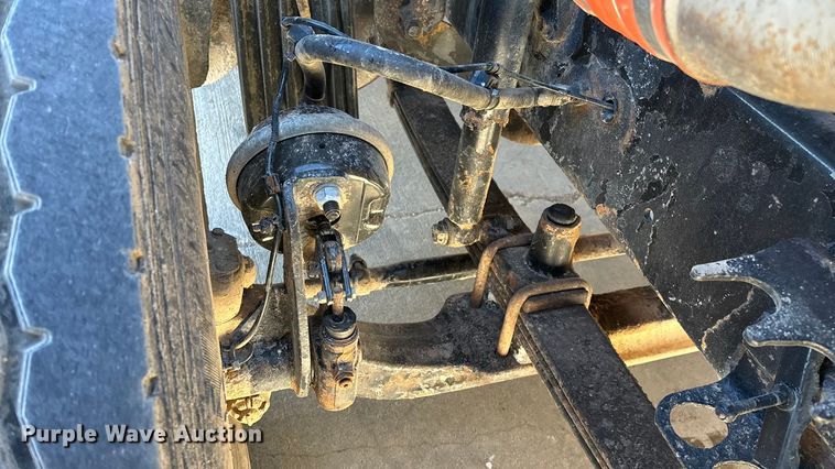 image for item FG0017 2013 Freightliner Cascadia dump truck