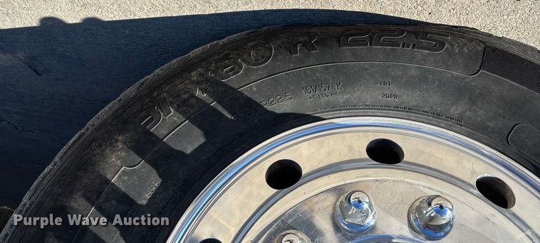 image for item FG0017 2013 Freightliner Cascadia dump truck