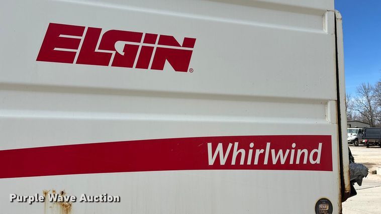 image for item FG0018 2007 Sterling SC8000 street sweeper truck