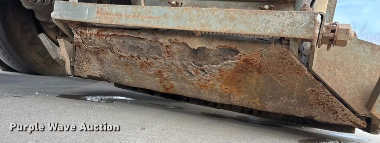 image for item FG0018 2007 Sterling SC8000 street sweeper truck