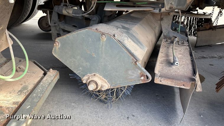 image for item FG0018 2007 Sterling SC8000 street sweeper truck