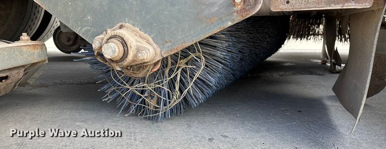 image for item FG0018 2007 Sterling SC8000 street sweeper truck