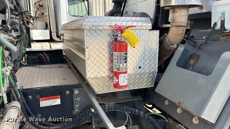 image for item FG0018 2007 Sterling SC8000 street sweeper truck