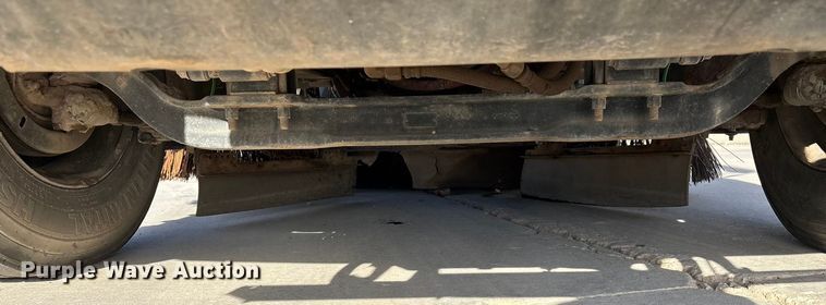 image for item FG0018 2007 Sterling SC8000 street sweeper truck